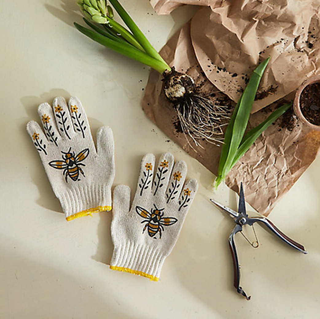 gruffalo gardening gloves Bee Gardening Gloves Heirloom Carrots